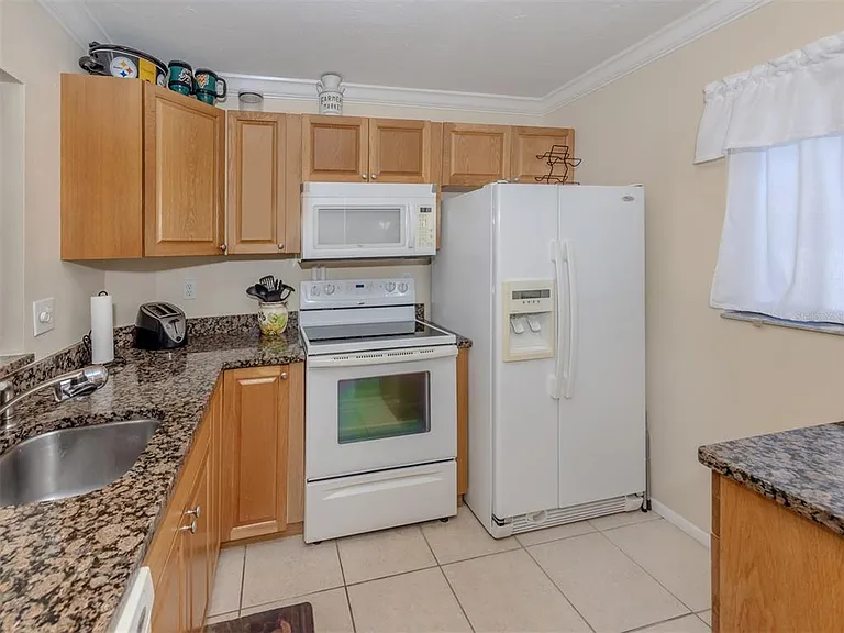 361 Airport Ave E #508 — Photo 11