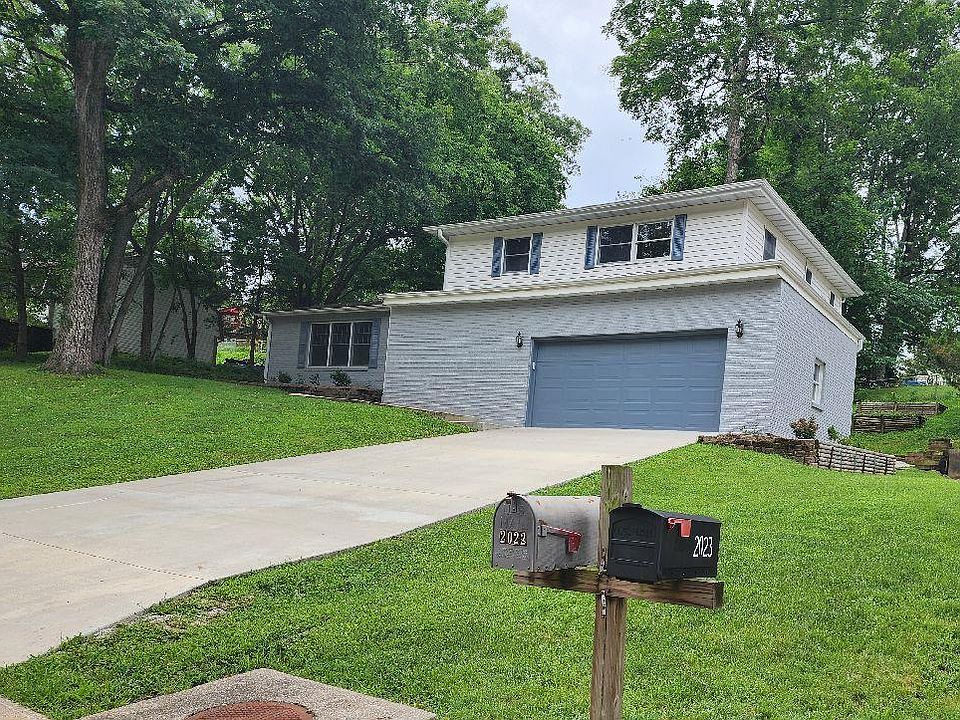 2nd image of 2019 Allen Dr