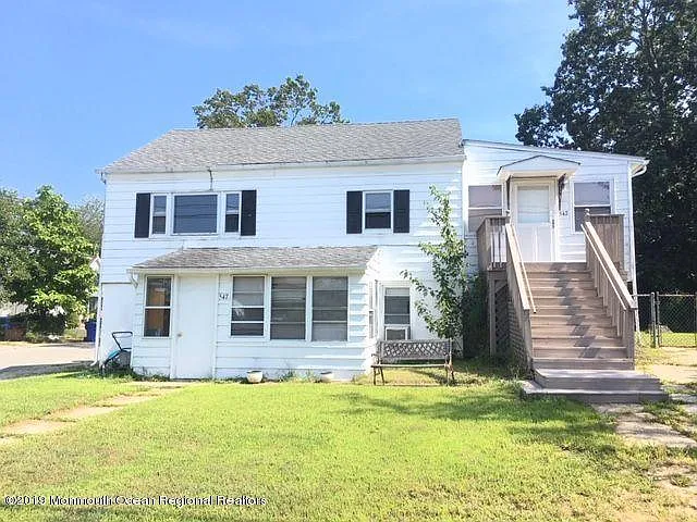 547 Harding Ave — Photo 1