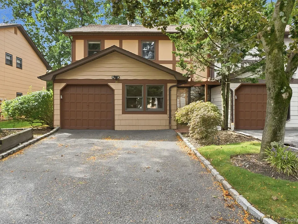 28 Hampton Ct