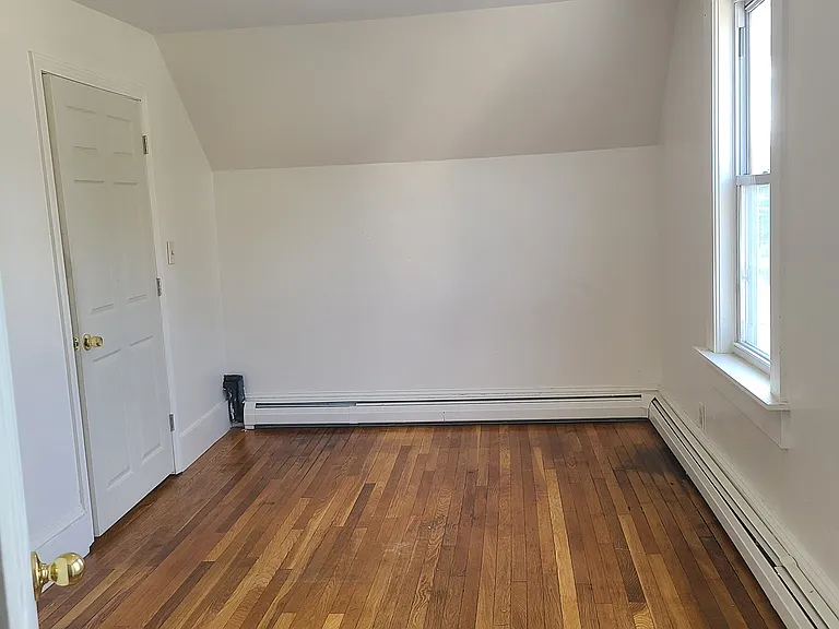 951 Hayward St #2 — Photo 6
