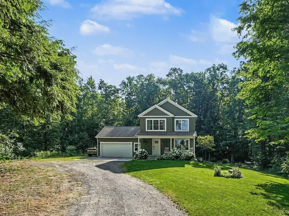 2350 S Sullivan Rd, Ravenna, MI 49451