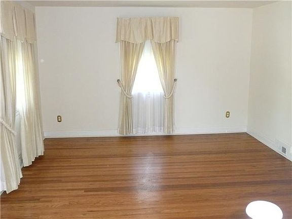2nd image of 28 Richard Ave