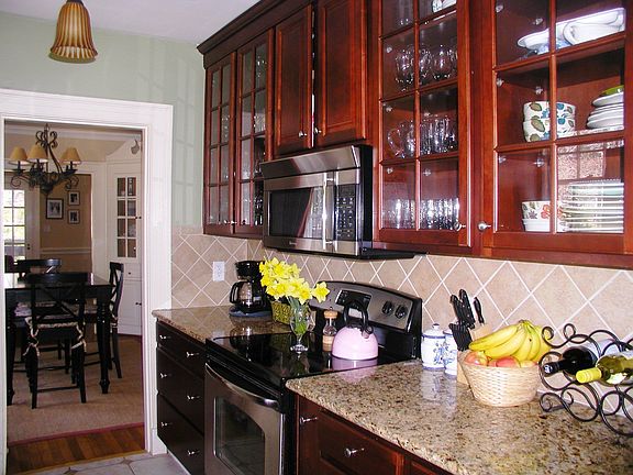 4th image of 4703 Patterson Ave