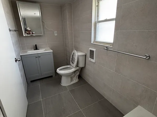 44 Broadway image 8 of 11