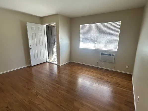 2020 Linden St, Livermore, CA 94551