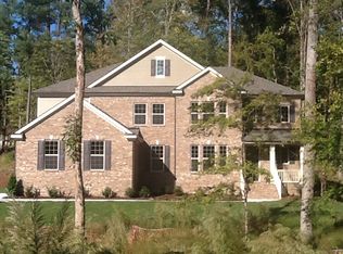 3129 Umstead View Dr, Raleigh, NC 27607