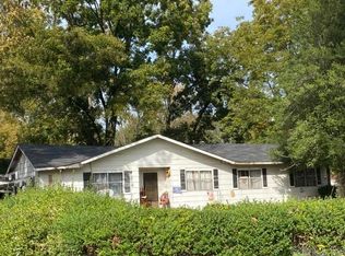 6905 Lee Rd, North Little Rock, AR 72117