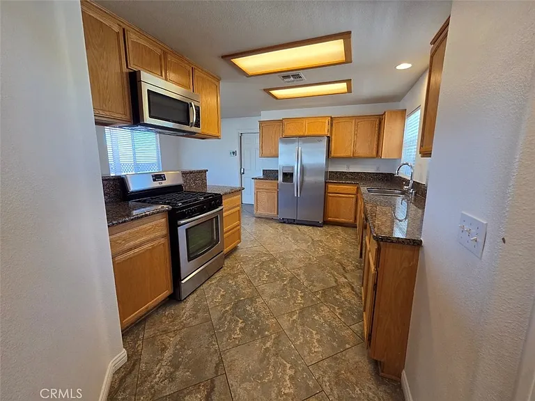57215 Aranza Ct — Photo 10