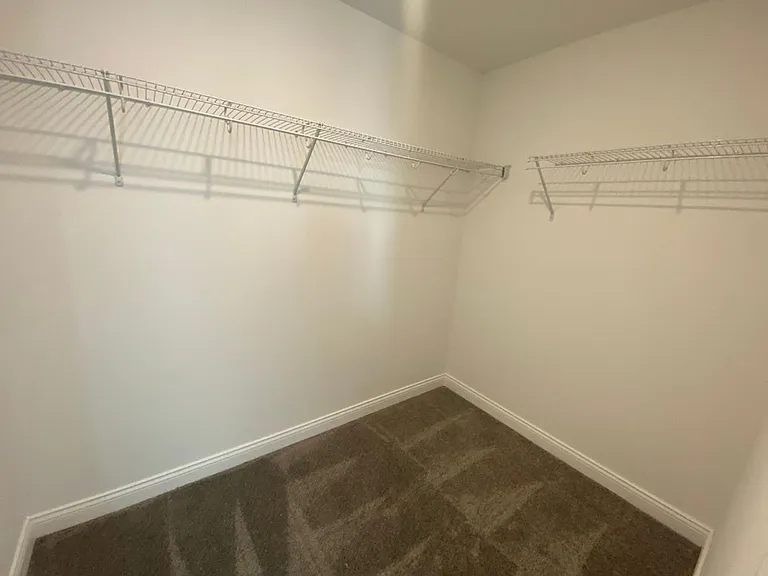 Amelia Place Apartments — Photo 8