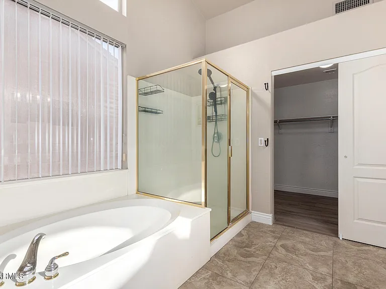 359 E Horseshoe Ave — Photo 20