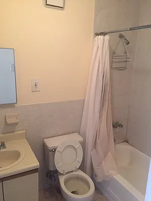 Rented by PMG Real Estate  | media 2