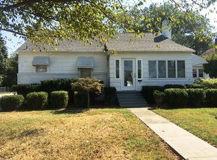 9 S Hickory St, Dexter, MO 63841