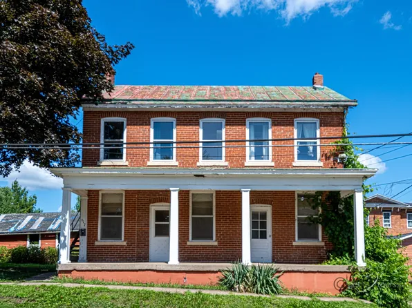 617 Ridge St, Galena, IL 61036