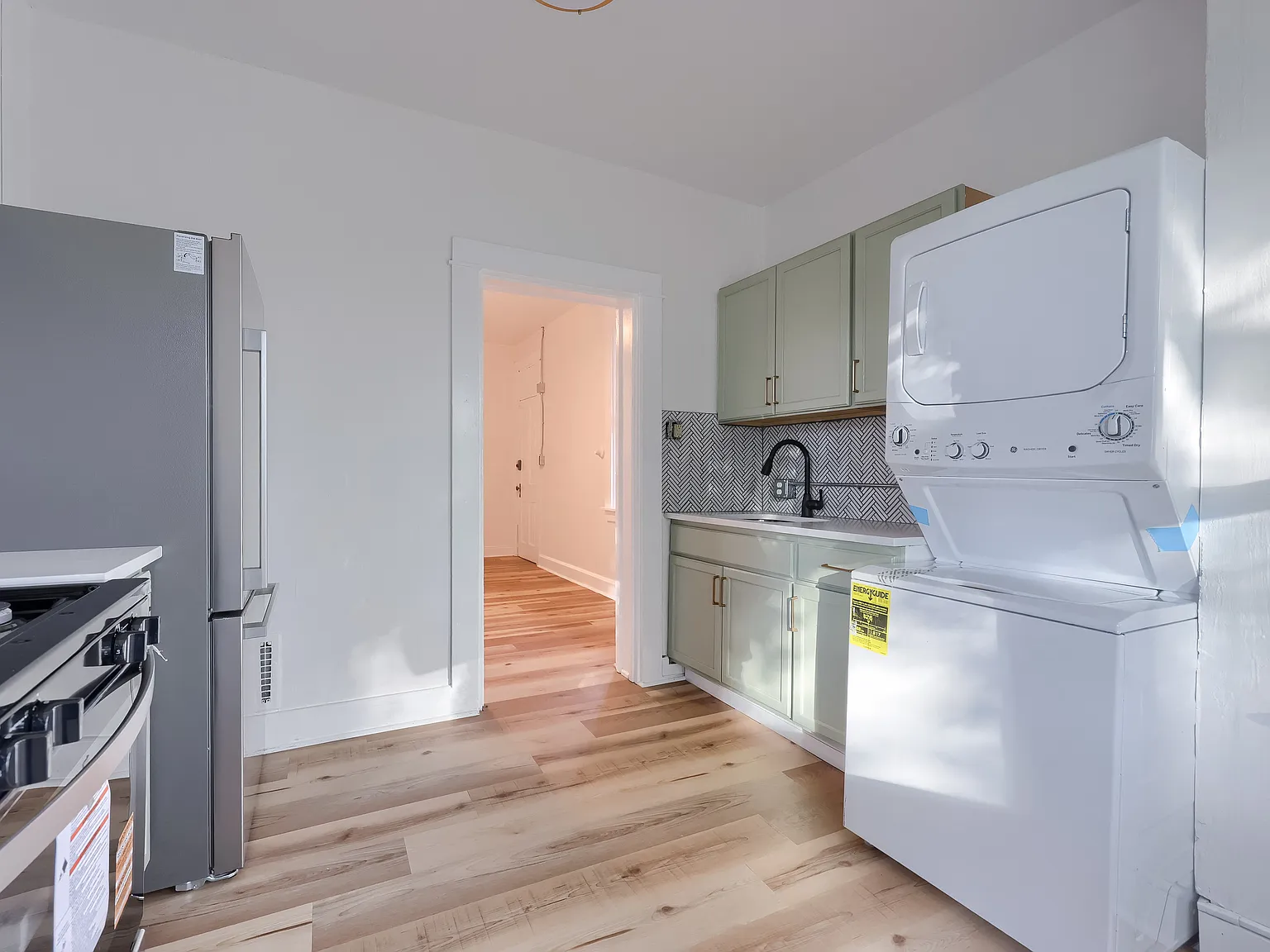 507 N Lime St — Photo 3