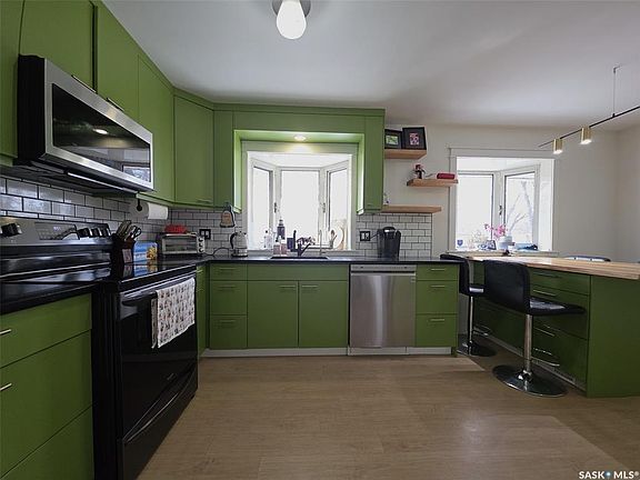 5th image of 2712 Grant ROAD