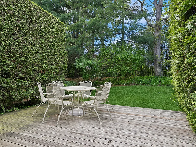 20 Hubbard Ln #102 — Photo 22