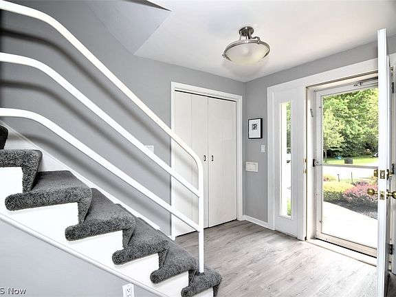 3rd image of 23531 Wendover Dr