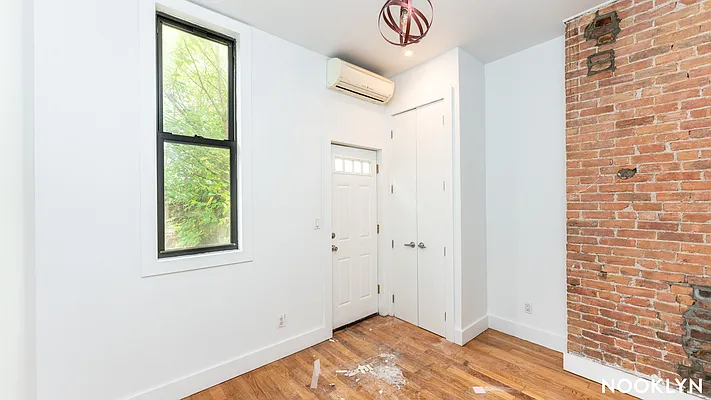 Rented by Nooklyn NYC LLC | media 11