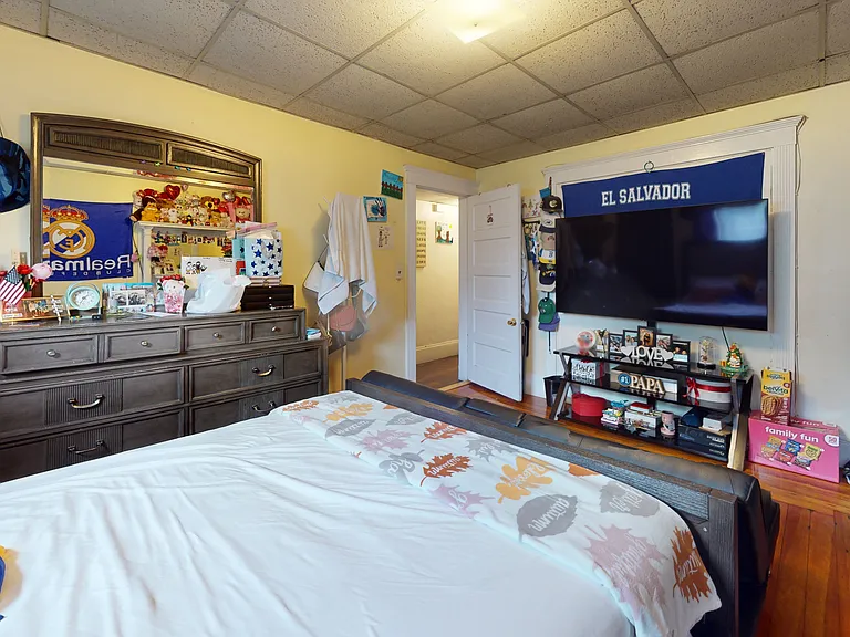 63 Easton St #1 — Photo 8