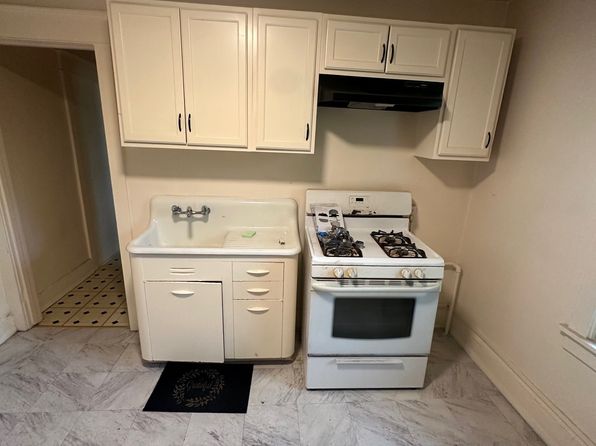 325 Main St #5