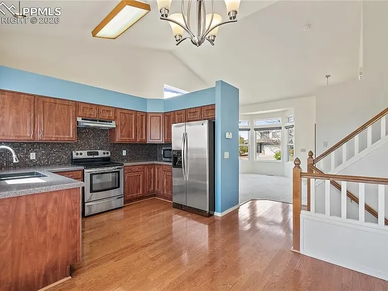 8049 Cooper River Dr — Photo 15