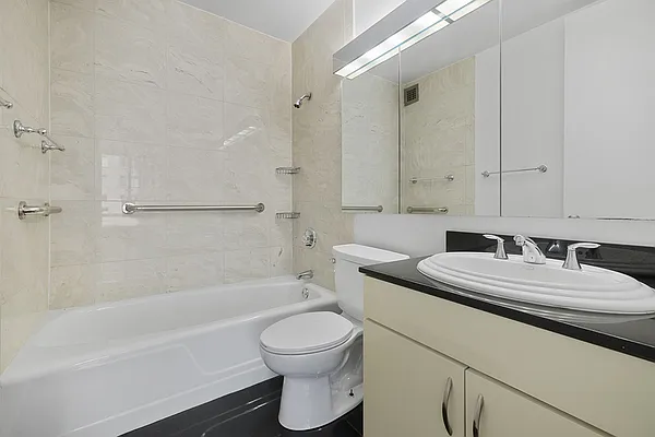 Rented by MNS | media 7