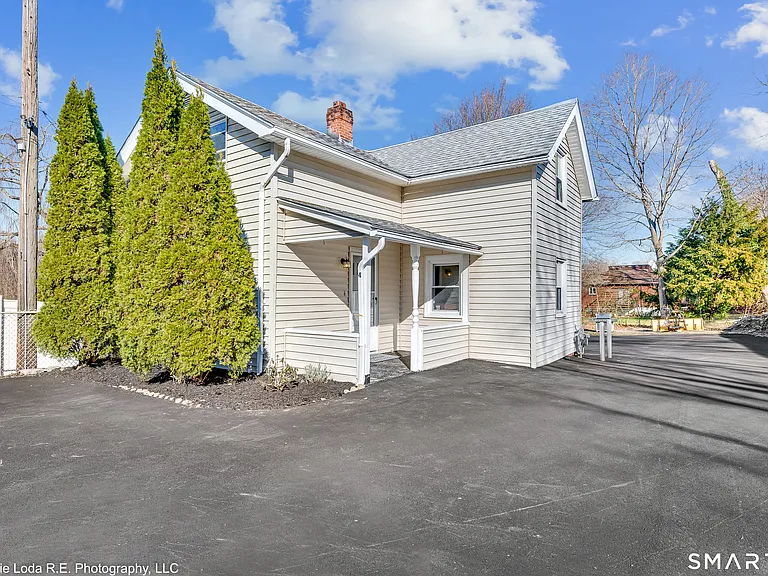 31 Monroe St #4 — Photo 19