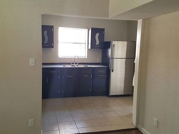 5th image of 3104 Idalia Ave