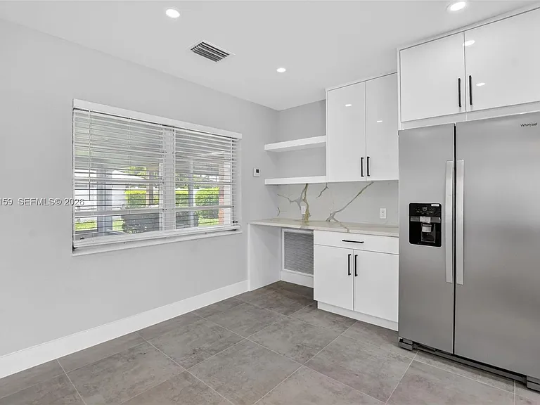1320 SE 10th St — Photo 12