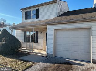 3052 Solar Dr, Dover, PA 17315