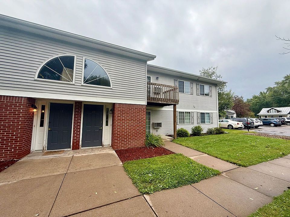 1st image of 242 W 4th St #3