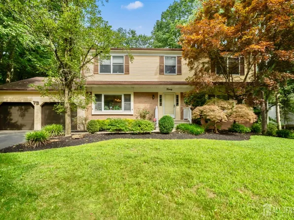 20 Buffalo Run, East Brunswick, NJ 08816