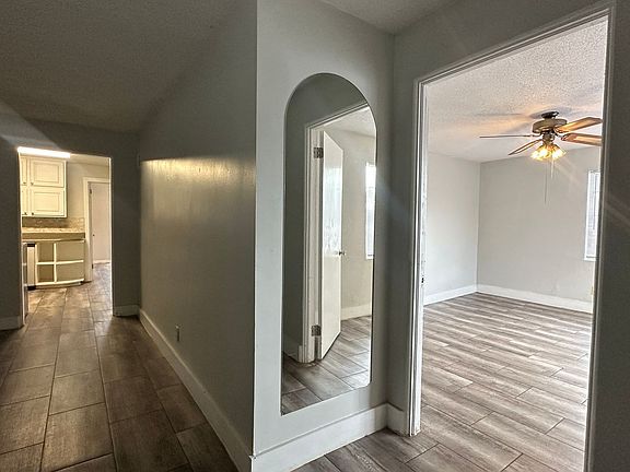 3rd image of 319 Golf Blvd