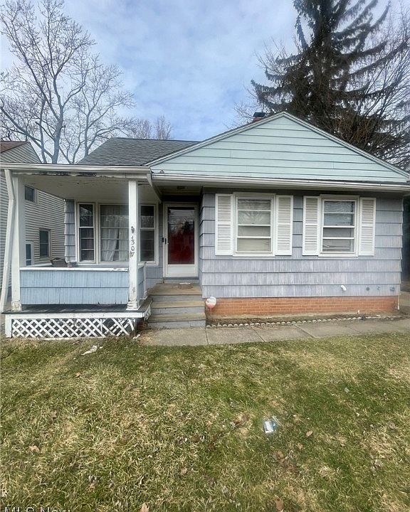 1st image of 307 Marion Dr
