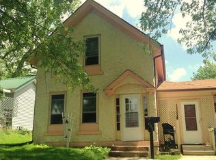 305 N Garnavillo St, Anamosa, IA 52205