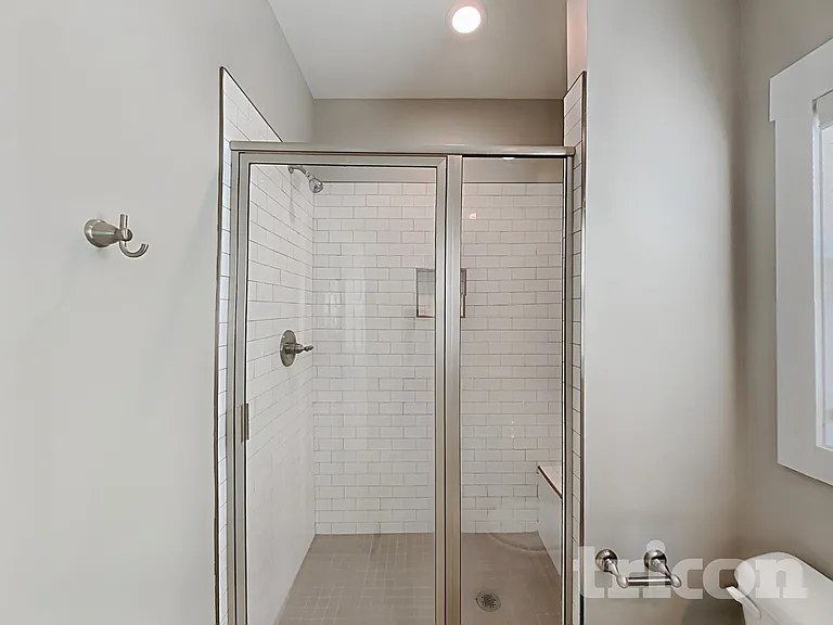231 Bella Sq — Photo 9