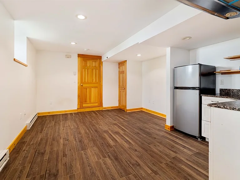 14 Arborough Rd #B — Photo 5