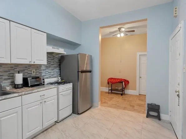 1201 Bergenline Avenue image 11 of 22