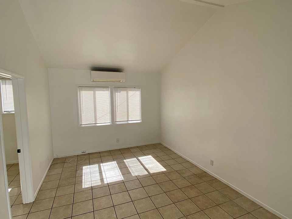 4449 1/2 S Centinela Ave, Los Angeles, CA 90066 | Zillow