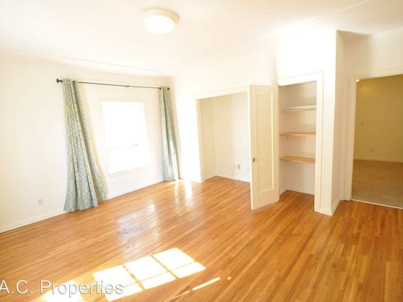 4th image of 3615 W Clark Ave APT 06