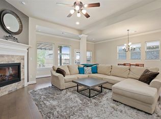 5504 Annie Creek Rd, Fort Worth, TX 76126