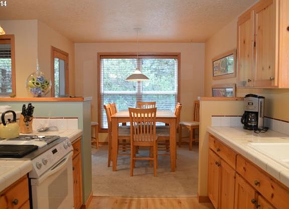 5th image of 5825 Barefoot Ln