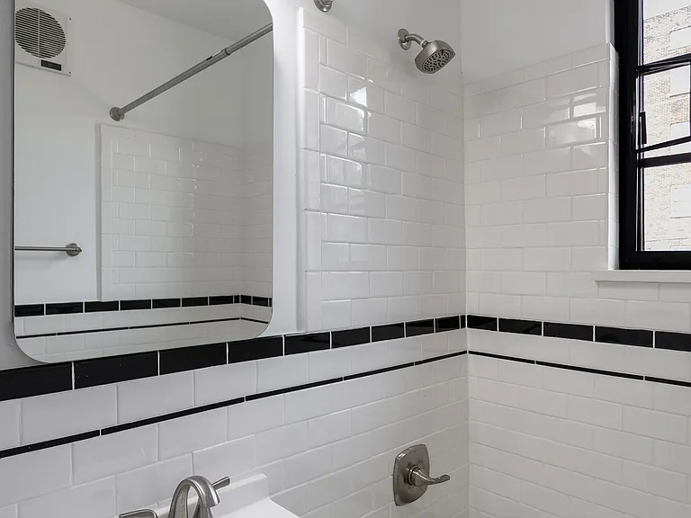 Marleigh Apartments — Photo 43