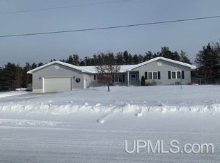 4396 D.15 Rd, Bark River, MI 49807