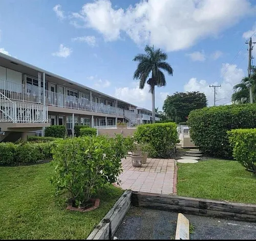 500 Layne Blvd Photo 1