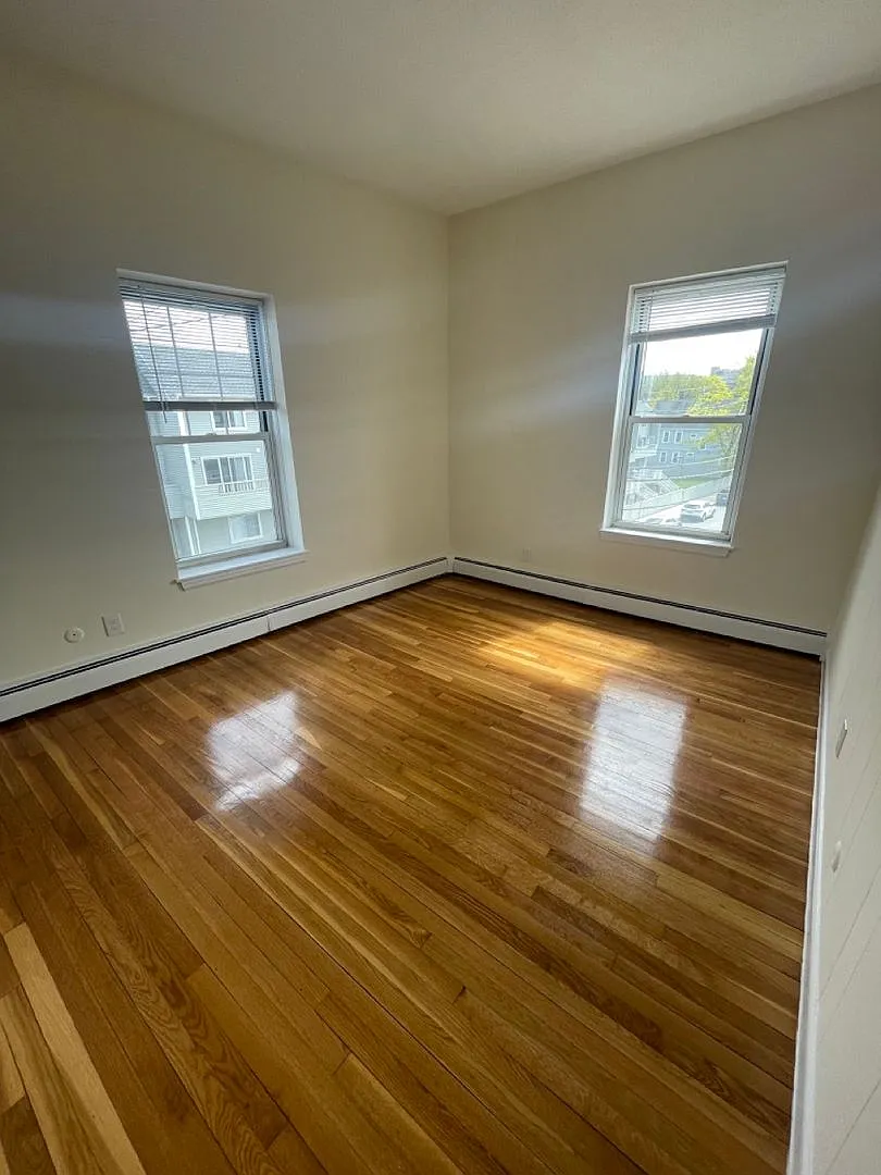 No Fee! Sunny 1BR near Boston Landing, Brighton Center! — Photo 1