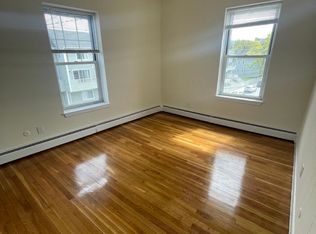 160 N Beacon St #102, Brighton, MA 02135