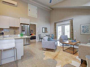 715 SE Century Blvd #2, Hillsboro, OR