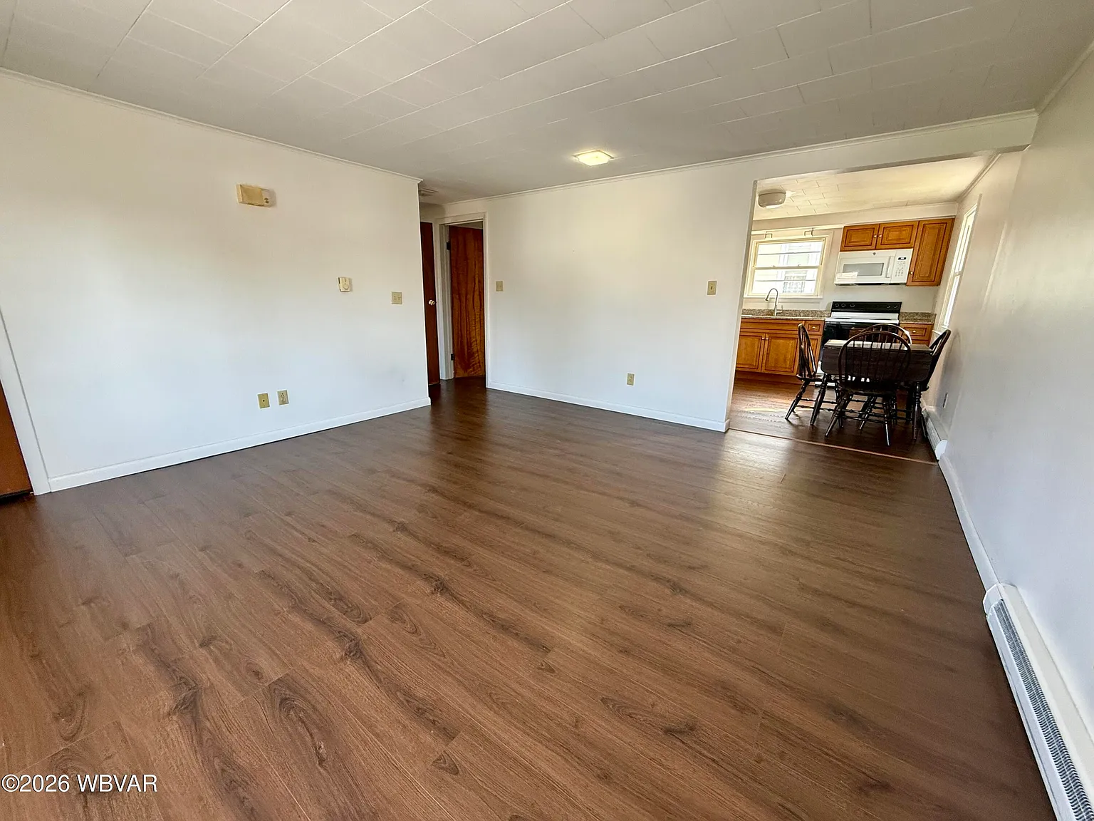 2 bed, 1.0 bath, 1848 sqft, $1,050 — Photo 4